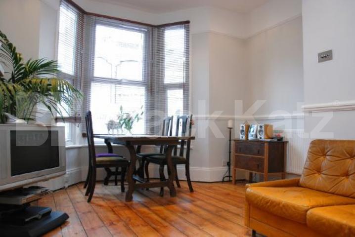 			NEW INSTRUCTION, 2 Bedroom, 1 bath, 1 reception Ground Floor Flat			 Medora Road, Brixton.